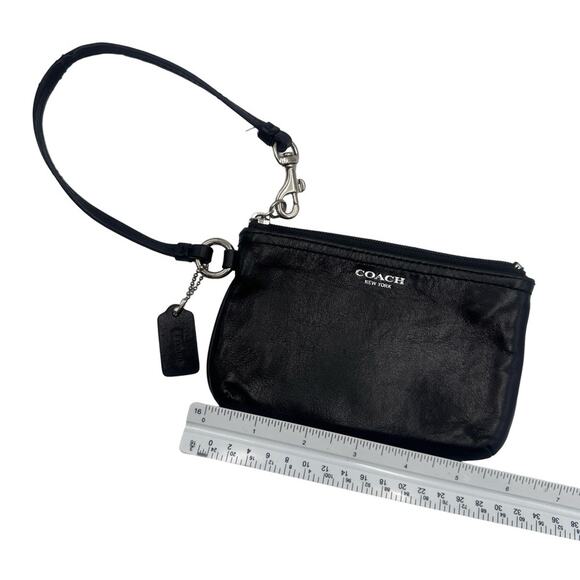 Vintage - Coach Leatherware Est. 1941 Black Leather Wristlet - Picture 8 of 13